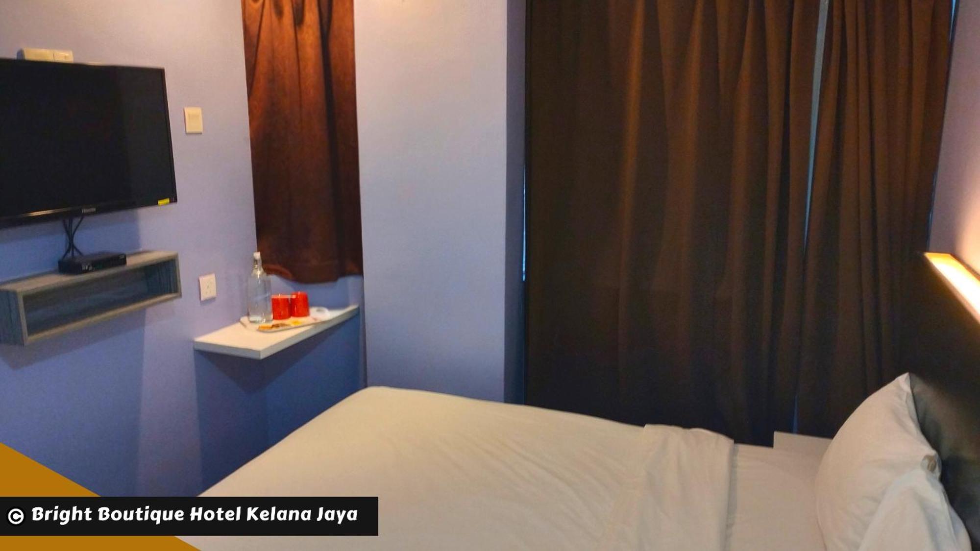 Bright Boutique Hotel Kelana Jaya ペタリンジャヤ エクステリア 写真
