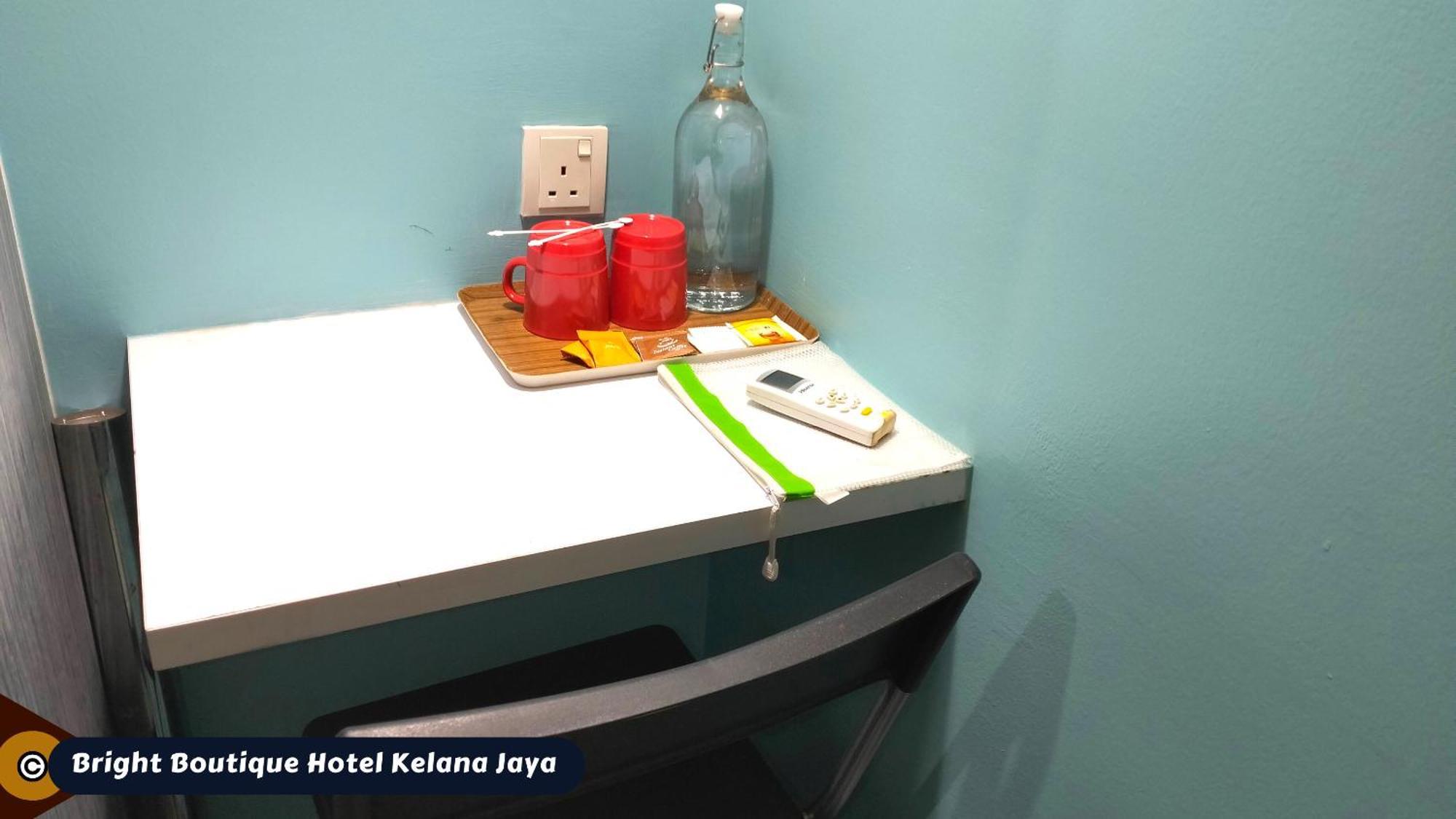 Bright Boutique Hotel Kelana Jaya ペタリンジャヤ エクステリア 写真